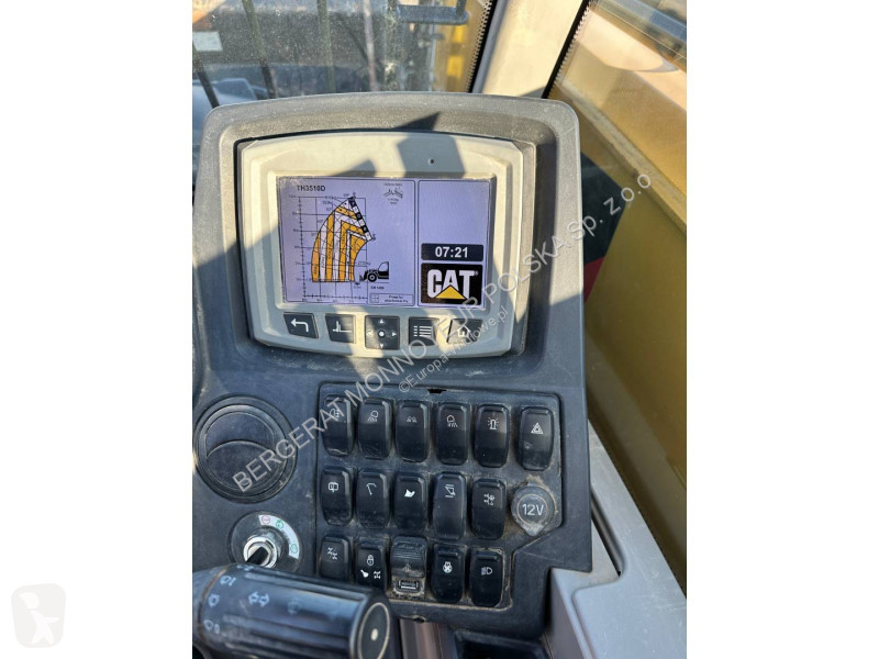 Chariot télescopique Caterpillar TH3510D