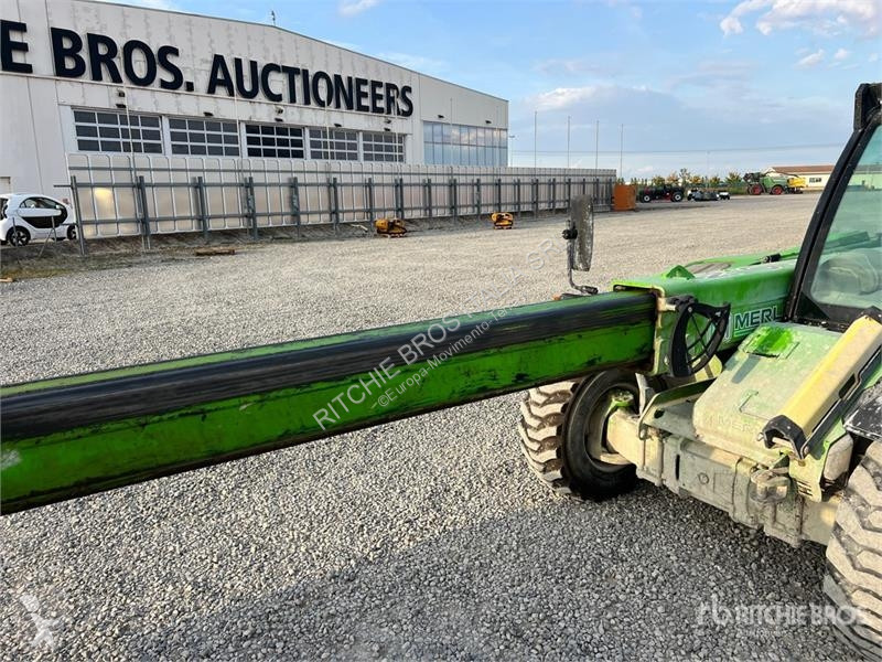 رافعة شوكية تلسكوبية Merlo P27.6 Telehandler