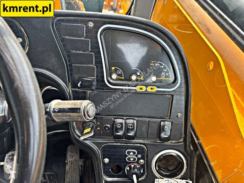 Încărcător telescopic JCB