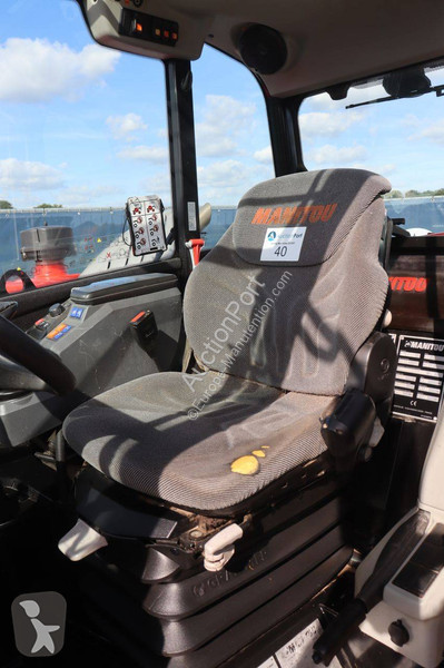 Manitou MLT 741-140 V+ telescopic handler