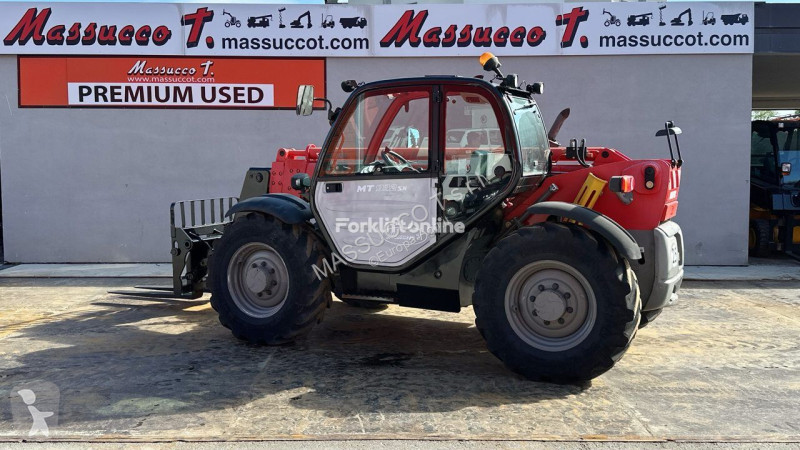 Chariot télescopique Manitou 4x4x4