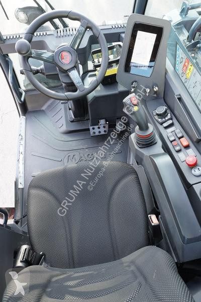 Încărcător telescopic Magni 4,5.19 P