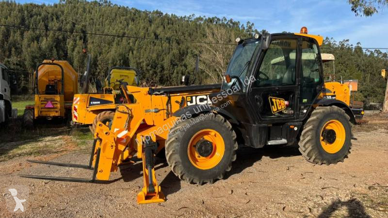 Chariot télescopique JCB