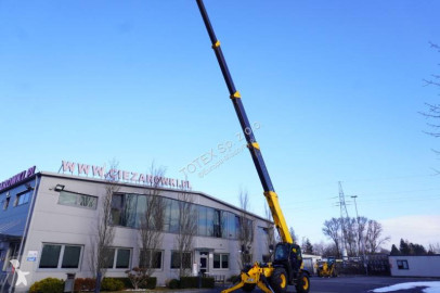 Podnośnik teleskopowy JCB