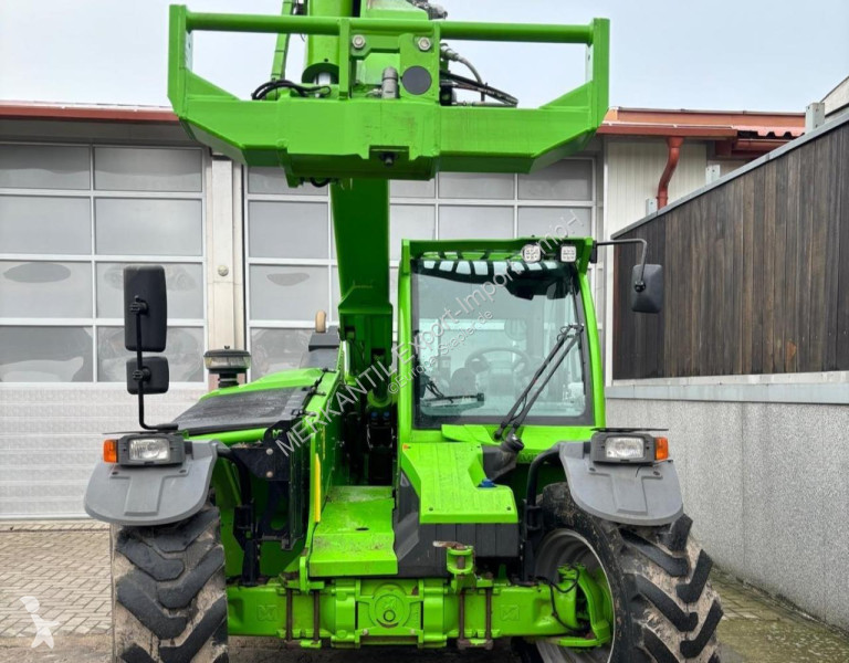 Încărcător telescopic Merlo TF 35.7-140