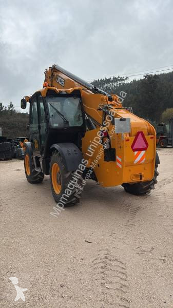 Chariot télescopique JCB
