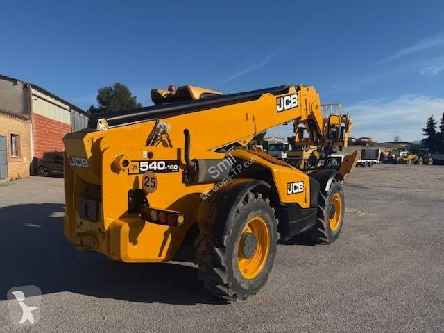 رافعة شوكية تلسكوبية JCB 540-180