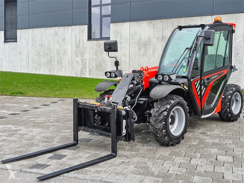 رافعة شوكية تلسكوبية Manitou ULM 415H