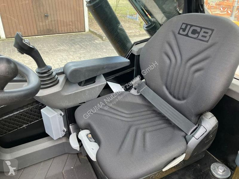 Încărcător telescopic JCB -22E
