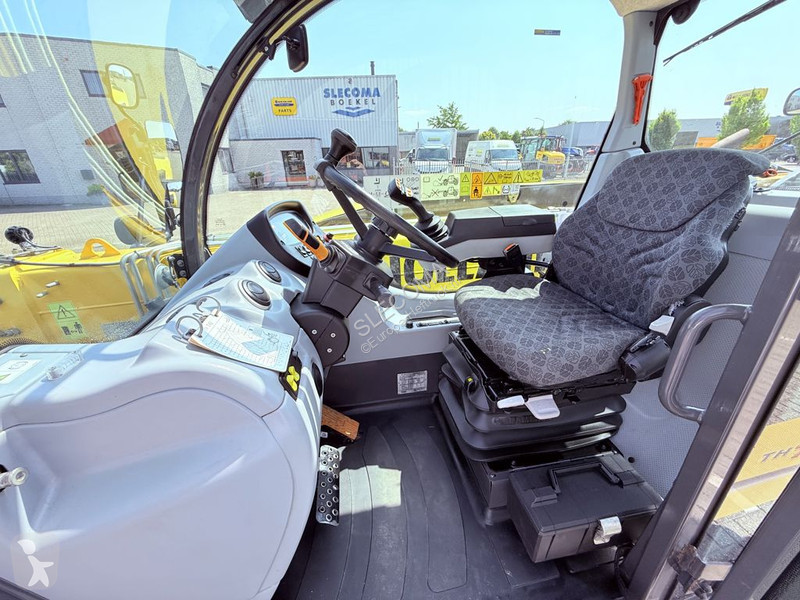Chariot télescopique New Holland TH7.42...