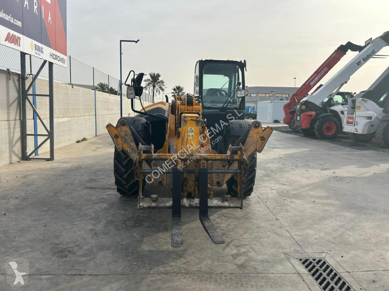 Chariot télescopique JCB