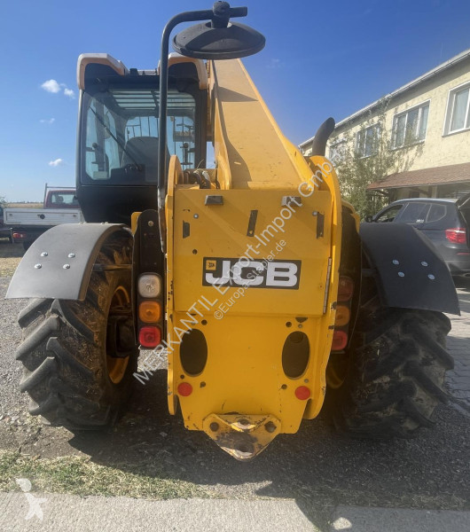 Chariot télescopique JCB