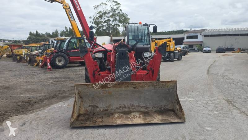 Încărcător telescopic Manitou