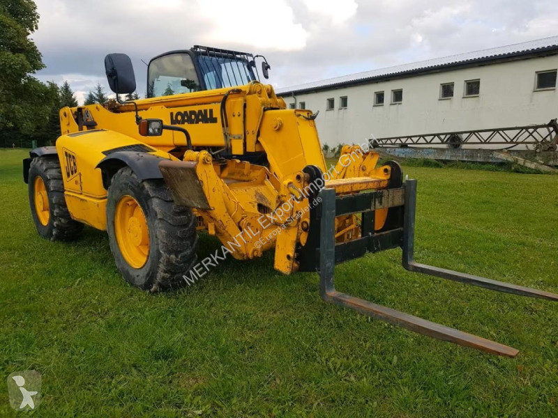 Încărcător telescopic JCB