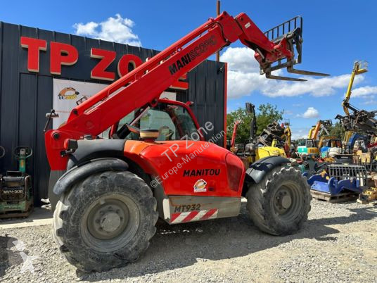 رافعة شوكية تلسكوبية Manitou mt932 à 39900 € ht