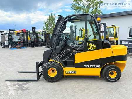 Încărcător telescopic JCB