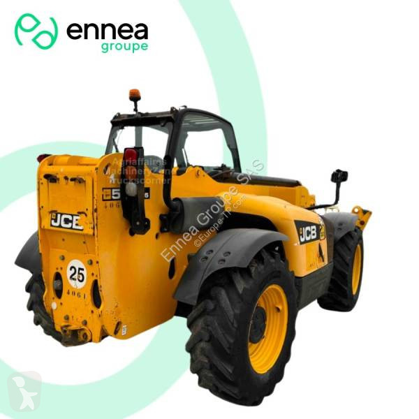 Chariot télescopique JCB