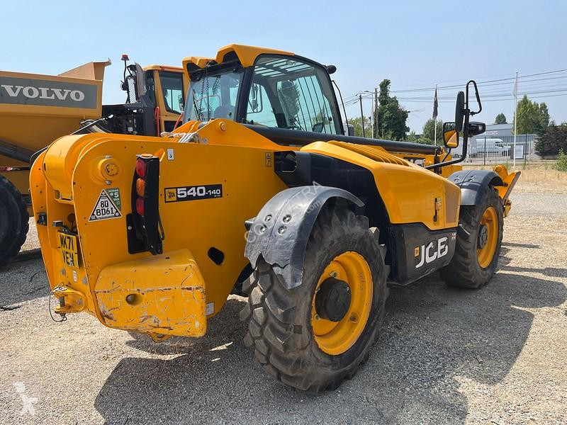 Încărcător telescopic JCB