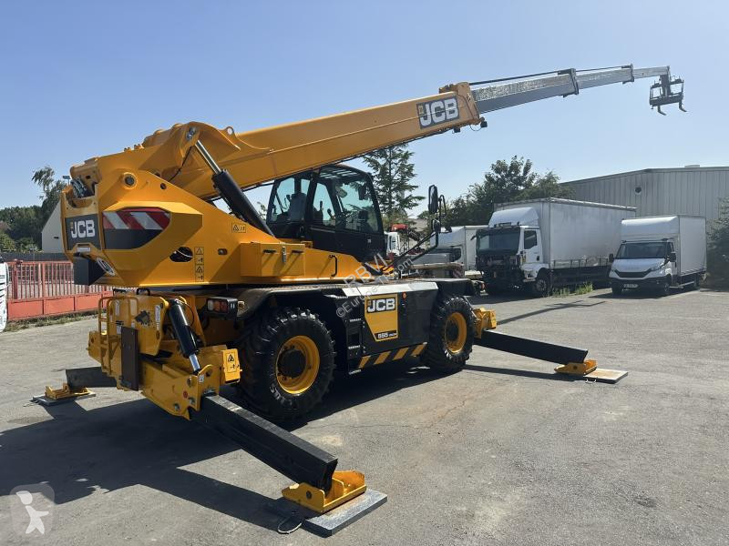 Chariot télescopique JCB