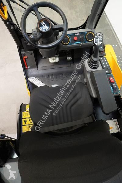Încărcător telescopic JCB -22E