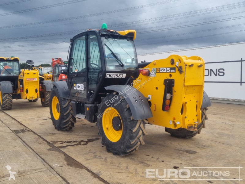Teleskopický vozík JCB 535-95