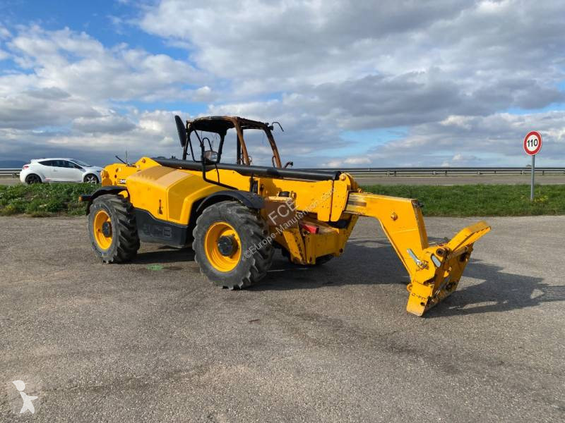 رافعة شوكية تلسكوبية JCB 540-140 -1er Main...