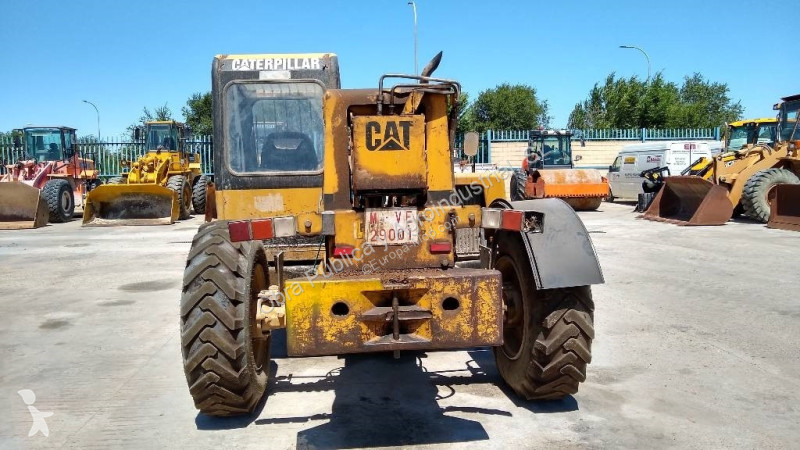 رافعة شوكية تلسكوبية Caterpillar TH63