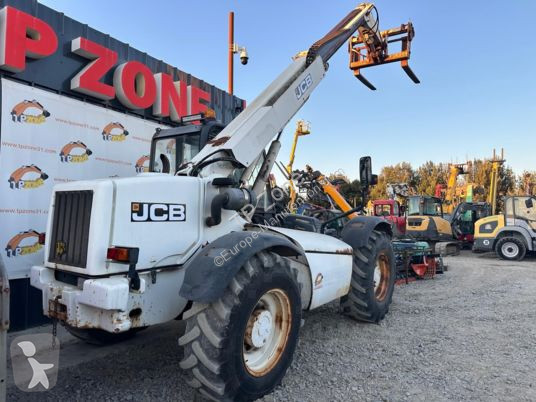 رافعة شوكية تلسكوبية JCB 528-70 à 18 500 € ht