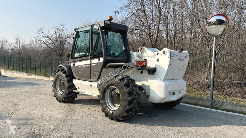 Teleskopický manipulátor Manitou MLT845