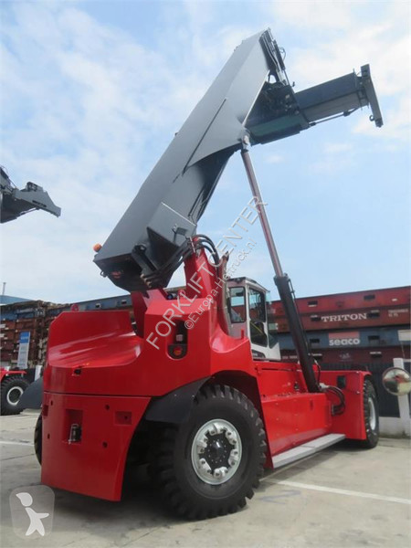 Телескопичен товарач Kalmar DRU450-62S5