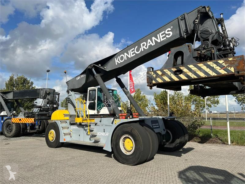 Телескопичен товарач Konecranes SMV 4531 TB5