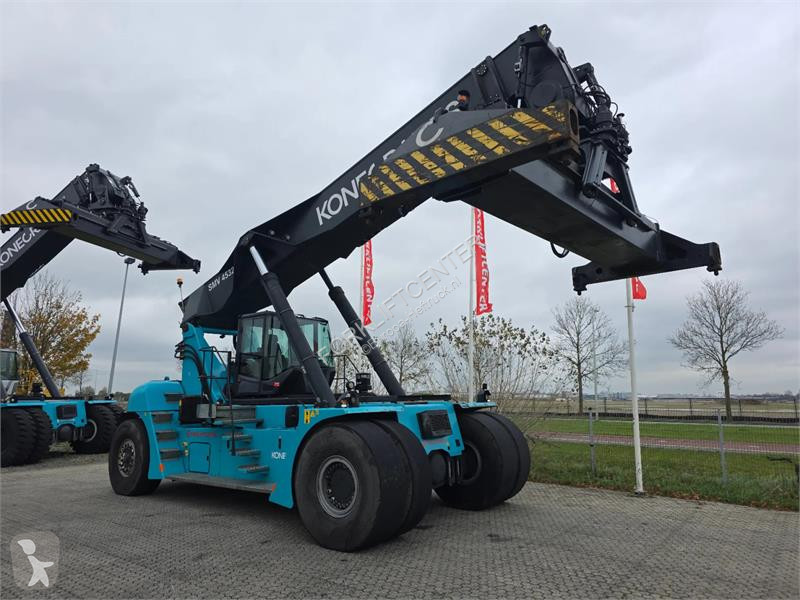 Teleskopický manipulátor Konecranes SMV 4532 TC5