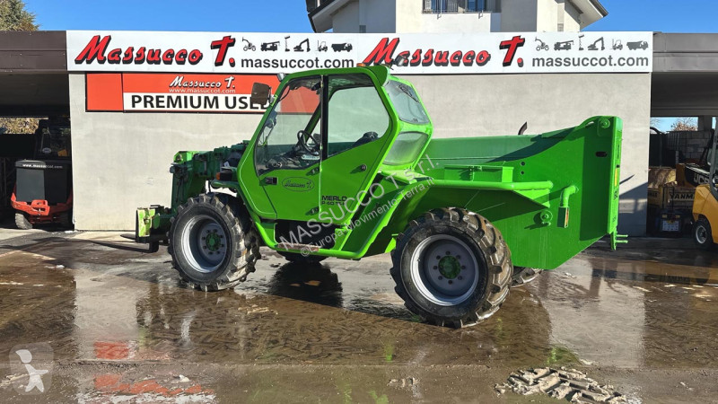 Teleskopický manipulátor Merlo P40.16 K 4x4