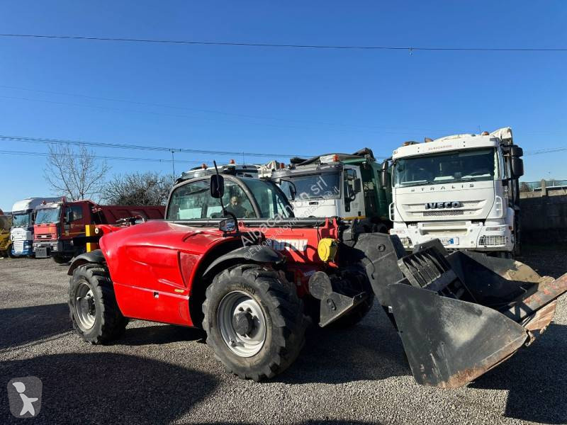 Телескопичен товарач Manitou