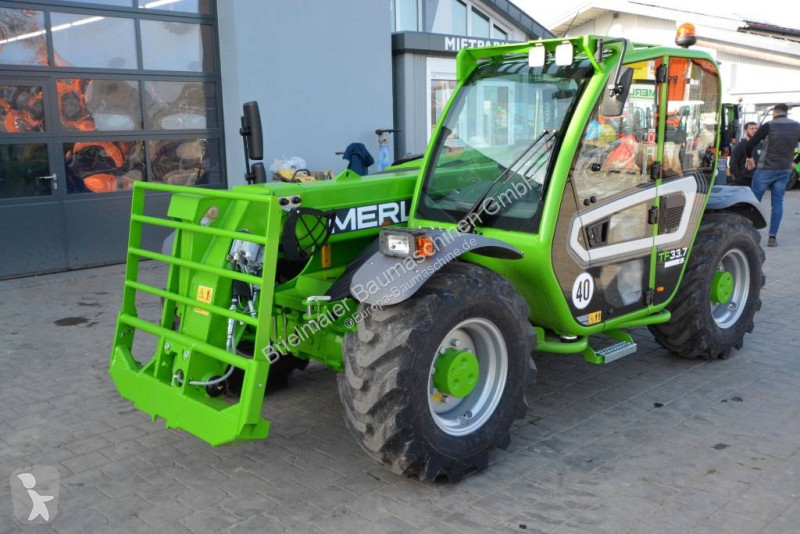 Teleskopický manipulátor Merlo TF 33.6 G