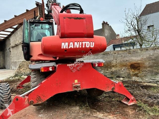 رافعة شوكية تلسكوبية Manitou