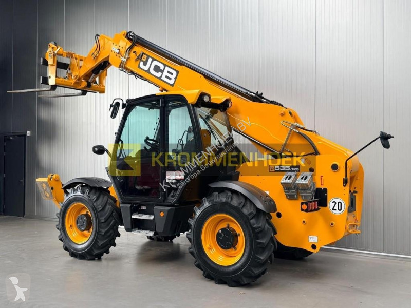 رافعة شوكية تلسكوبية JCB HiViz