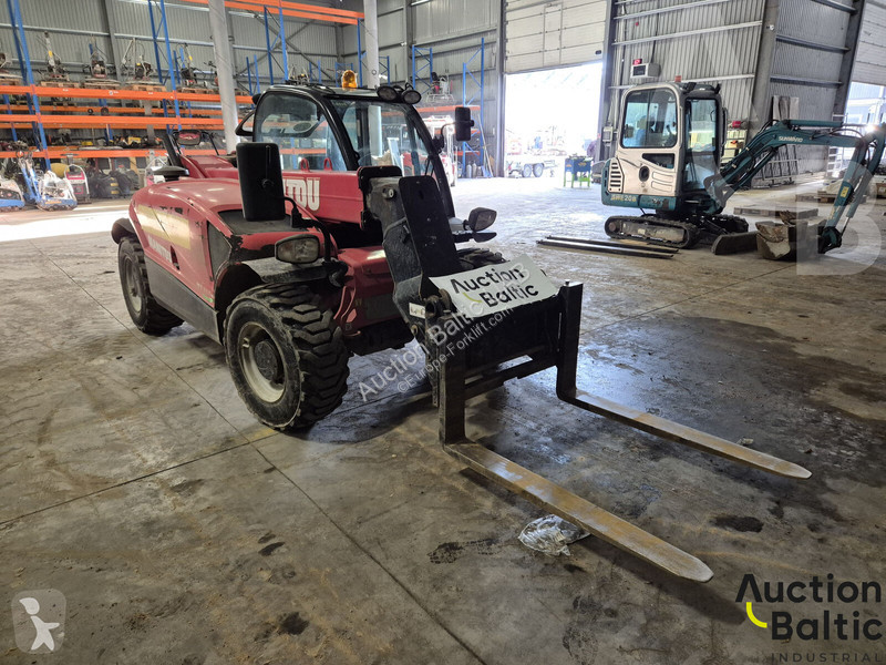 Телескопічний навантажувач Manitou Comfort - ST3B