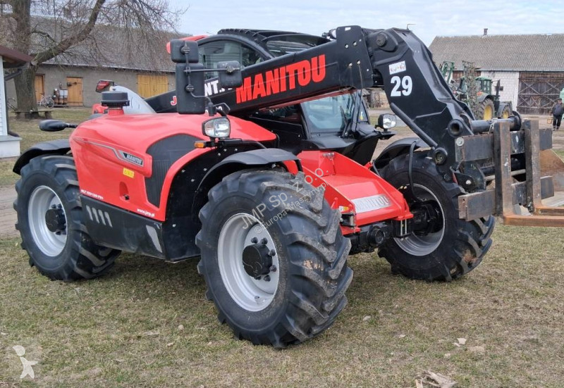 Телескопичен товарач Manitou MLT 737 130 PS+...
