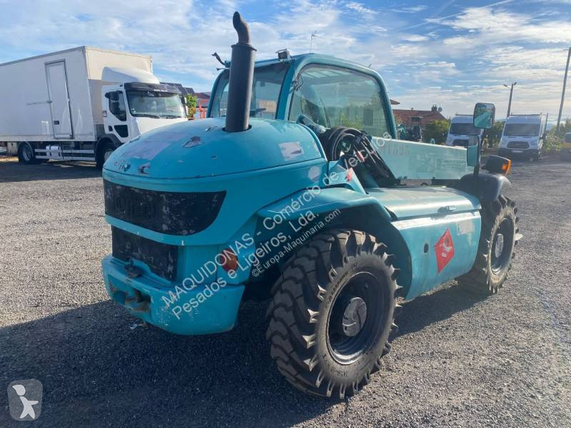 Teleskopický manipulátor Manitou MT 523