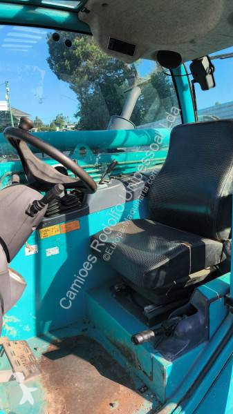 رافعة شوكية تلسكوبية Manitou