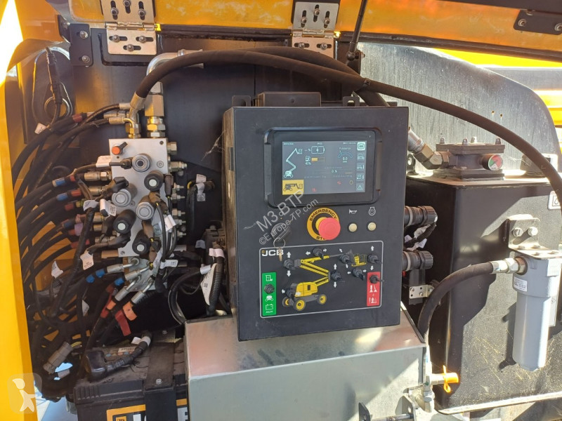 Plataforma elevadora JCB  A45EH