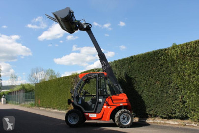 New telescopic handler