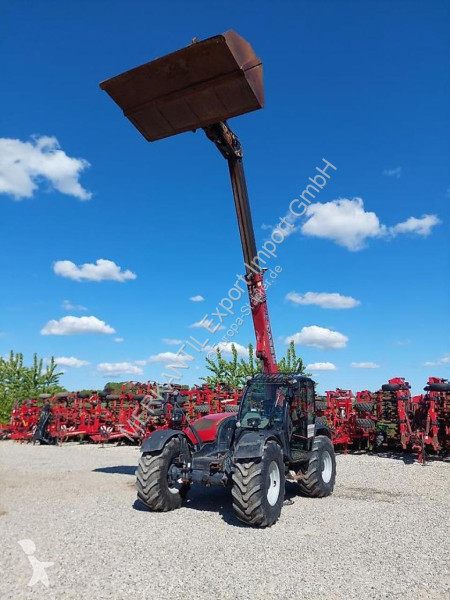 رافعة شوكية تلسكوبية Case  IH Farmlift 742