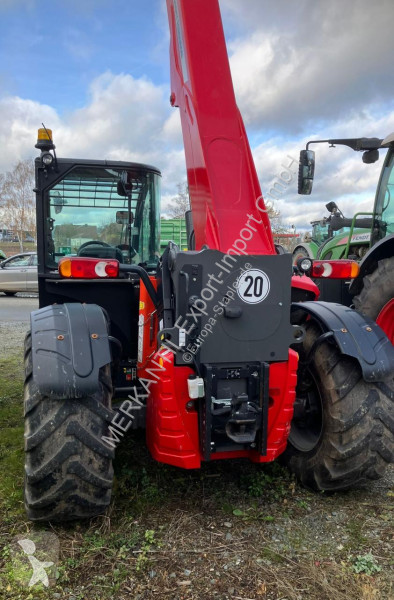 رافعة شوكية تلسكوبية Massey Ferguson  TH 70.38