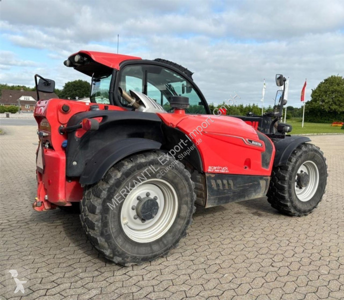 Teleskopický manipulátor Manitou  741