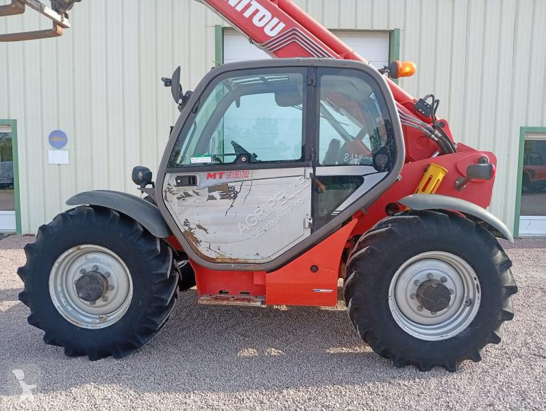 رافعة شوكية تلسكوبية Manitou