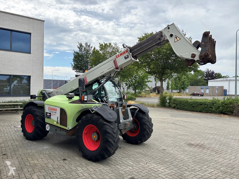 رافعة شوكية تلسكوبية Claas 9040 Telehandler...
