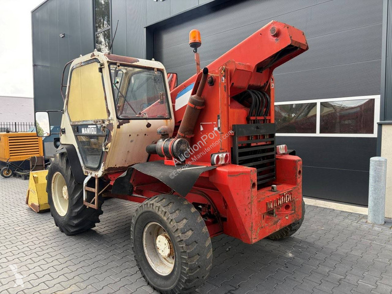 Телескопический погрузчик Manitou MT425CP
