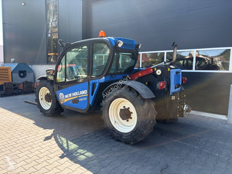 Телескопический погрузчик New Holland LM5030